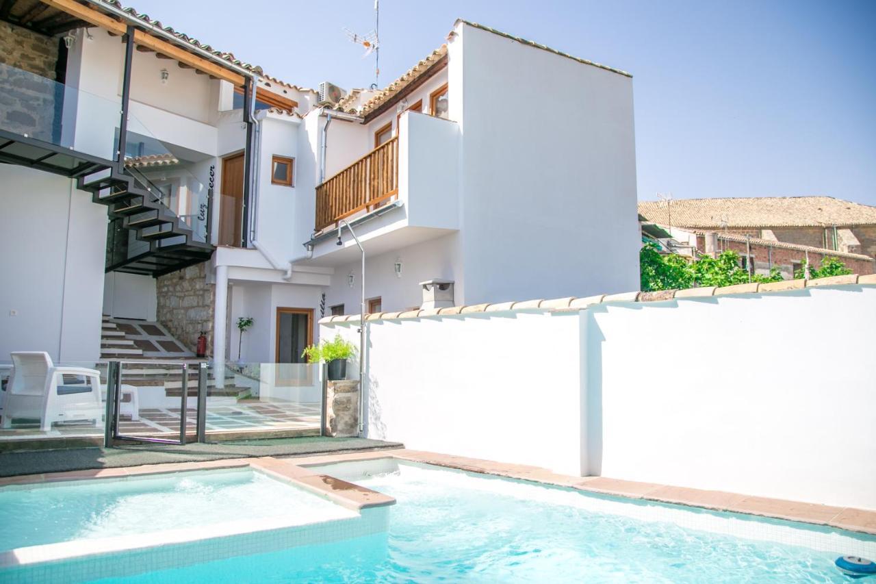 Apartamentos Turisticos La Casa Vieja Sabiote Ngoại thất bức ảnh
