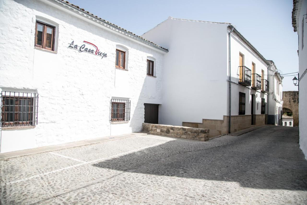Apartamentos Turisticos La Casa Vieja Sabiote Ngoại thất bức ảnh